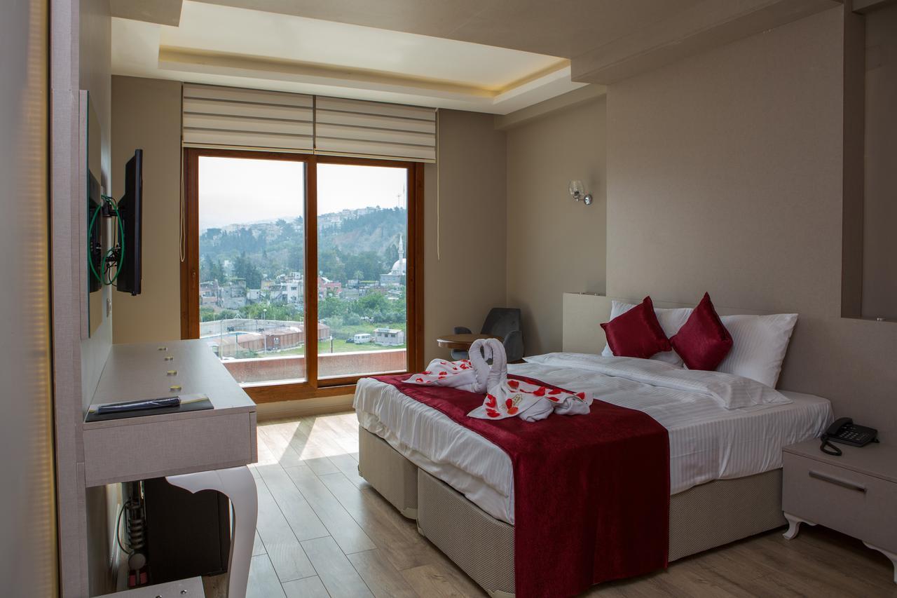 Akcali Hotel İskenderun エクステリア 写真