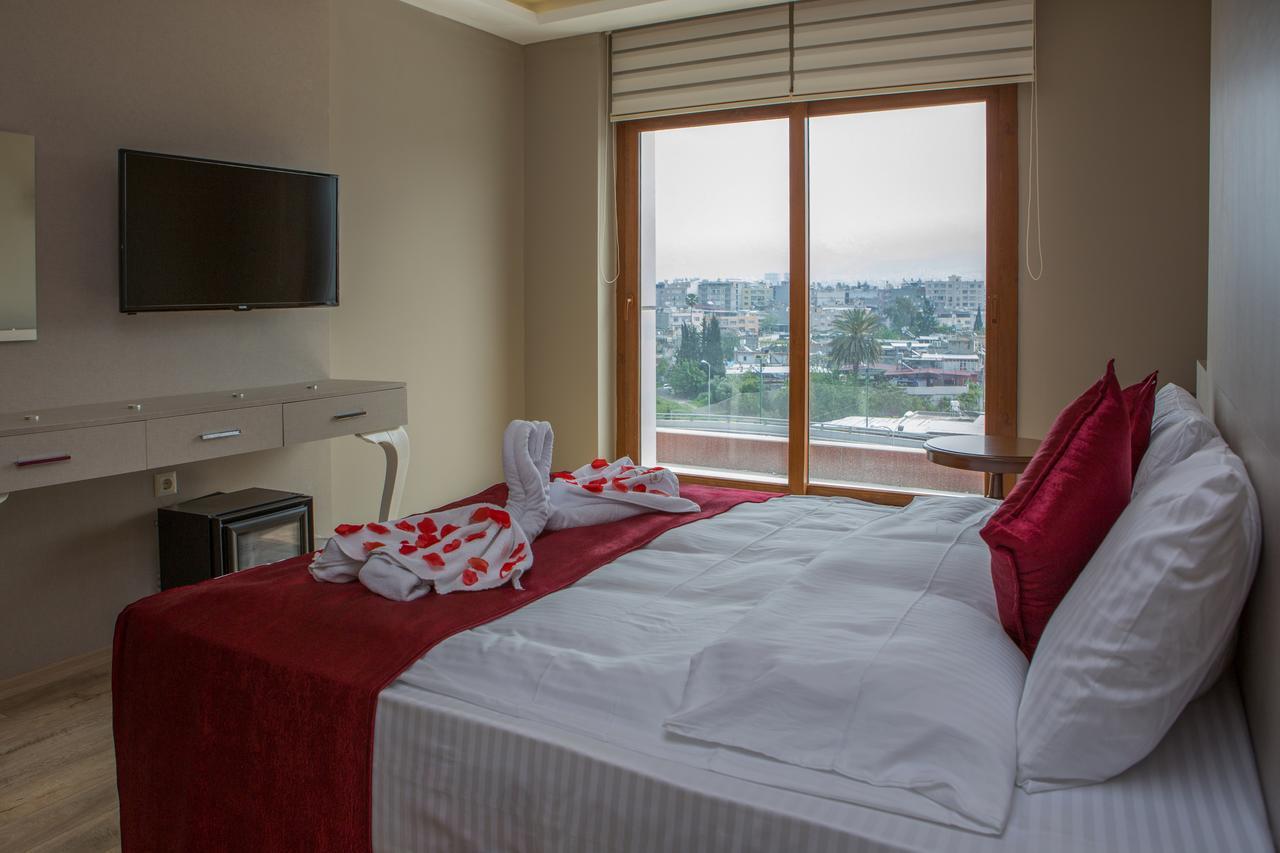 Akcali Hotel İskenderun エクステリア 写真